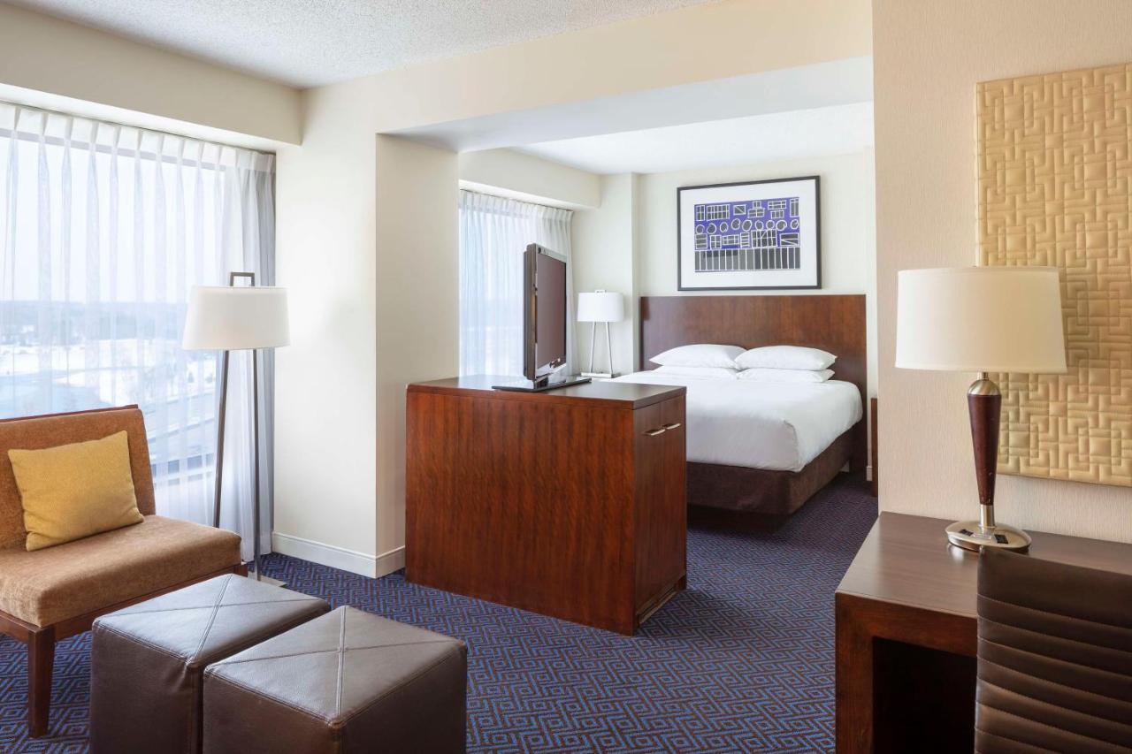 Hyatt Regency Lisle Near Naperville Exterior photo