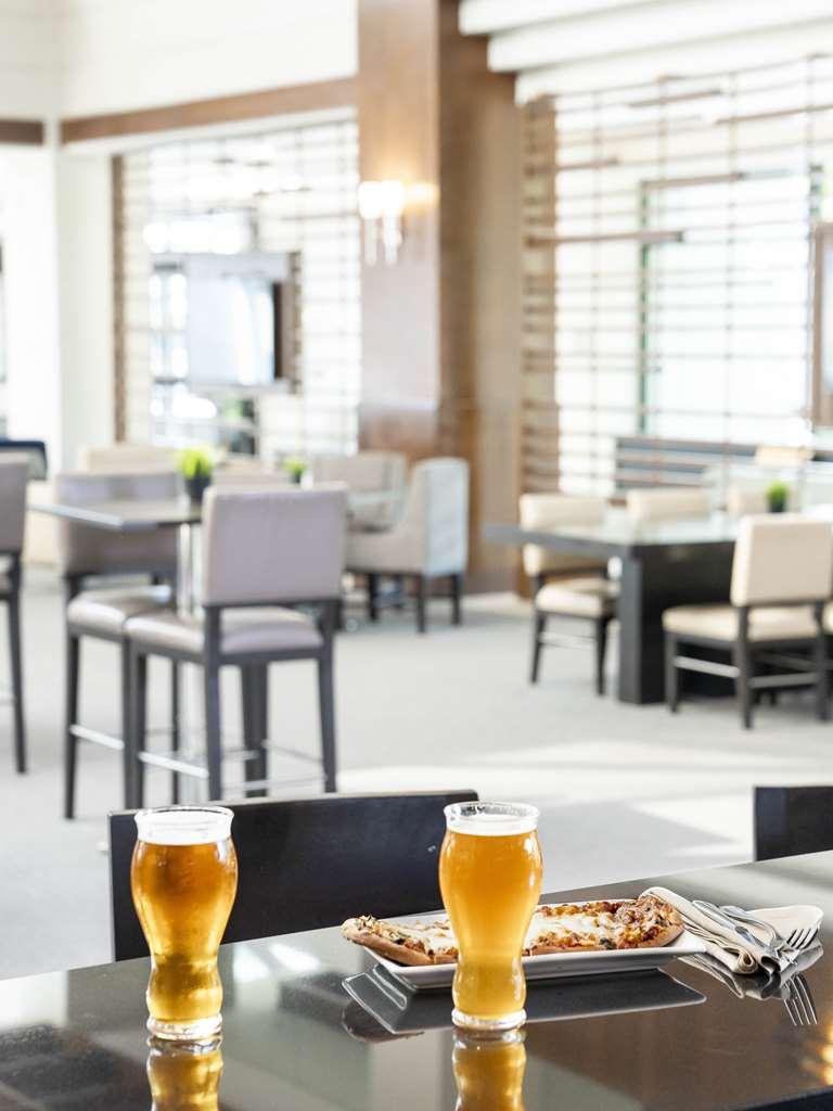 Hyatt Regency Lisle Near Naperville Restaurant photo